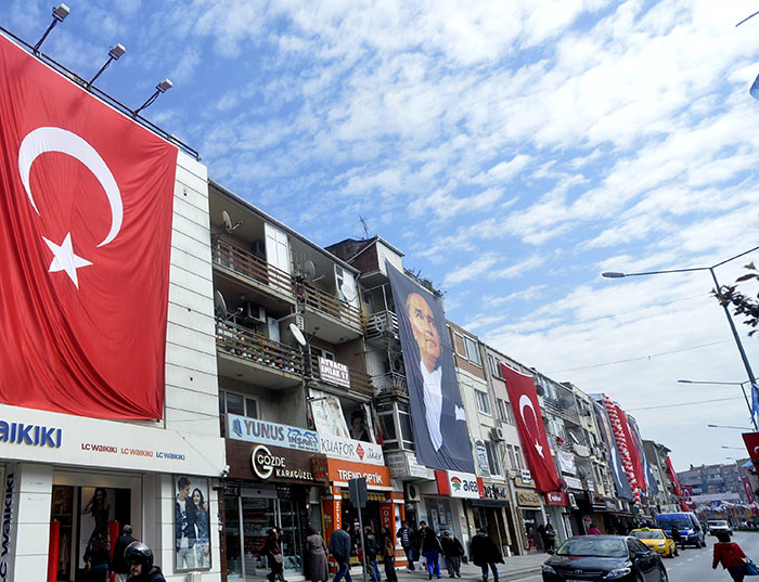 Bina ve Sitelerde Kullanılan Türk Bayrakları - Apartman Bayrağı