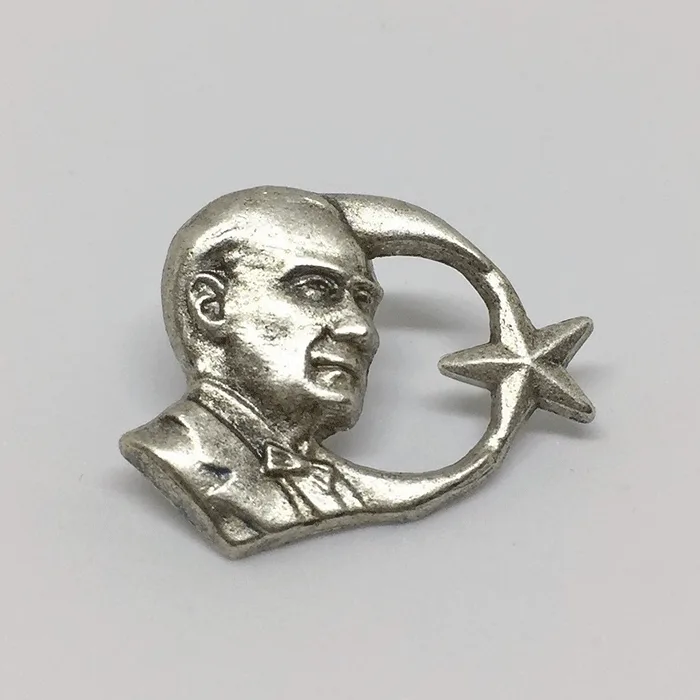 AR12 Ay Yıldızlı Gümüş Antik Atatürk Rozeti