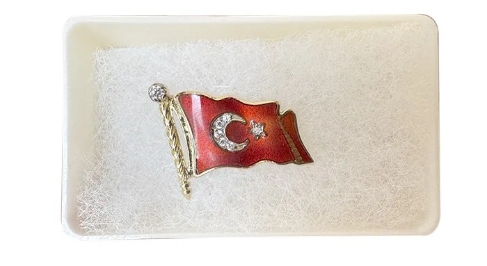 Altın Türk Bayrağı Yaka Rozeti - Ay Yıldızlı Rozet