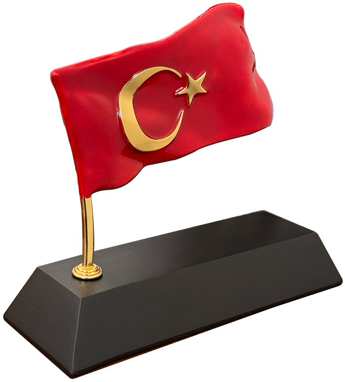 MVIP04 Dalgalanan Türk Bayraklı Masa İsimliği