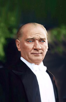 Atatürk Posteri İçin Resimler - ATATÜRK RESİMLERİ - POSTER