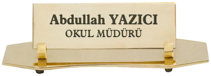 PM4 Oval Tabanlı Lama Pirinç Masa İsimliği
