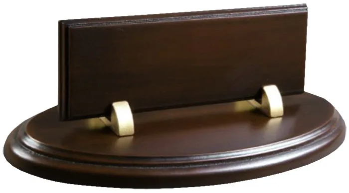 242 - Ahşap Oval Koyu Kahve Masa İsimliği