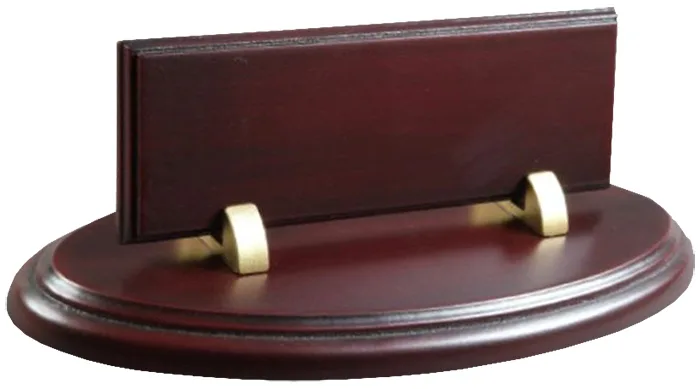 222 - Ahşap Oval Bordo Masa İsimliği