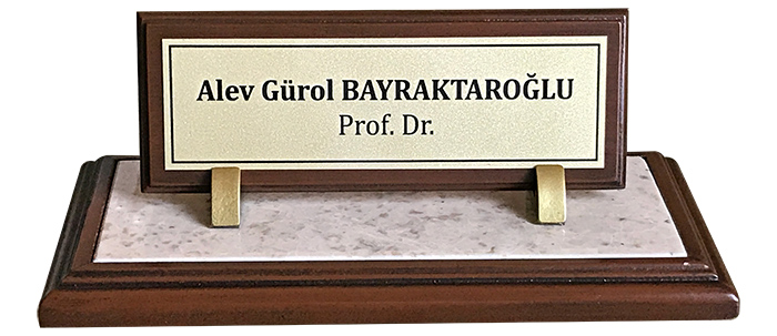 Mermerli Klasik Ahşap Masa İsimliği
