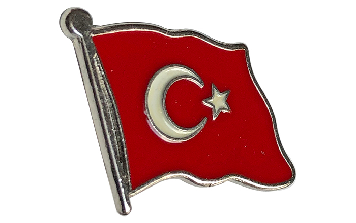 TBR1 Dalgalanan Türk Bayrağı Rozeti