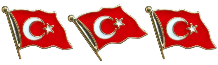 TBR5 Dalgalı Türk Bayrağı Rozeti Kaliteli