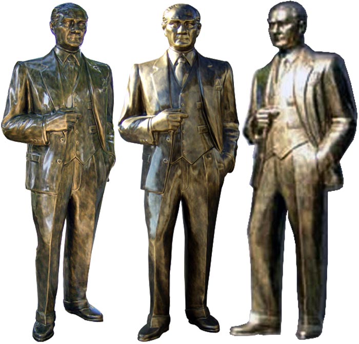 270 cm Yüksekliğinde Sivil Kıyafetli Atatürk Heykeli